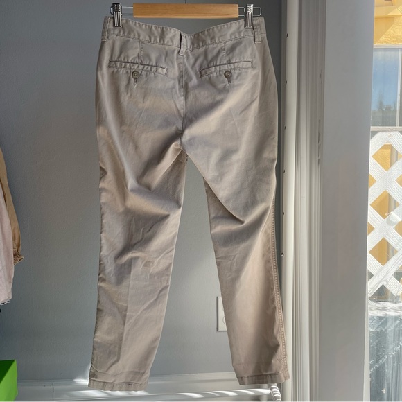 NWOT Gap Low Rise Straight Fit Girlfriend Khaki Tailored Trousers Pants in Beige - Picture 6 of 13